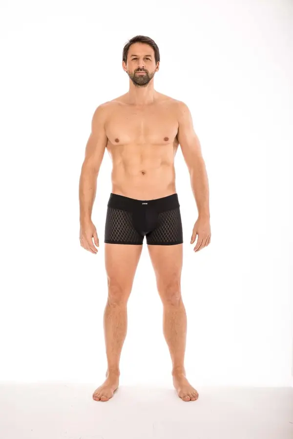 Boxer noir en tissu ajouré losange, ceinture large, vue de face, offrant un confort optimal et un style élégant.