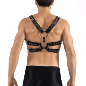 Harnais ajustable en simili cuir noir, vue arrière, avec anneaux métalliques et sangles stylées, pour un look audacieux.
