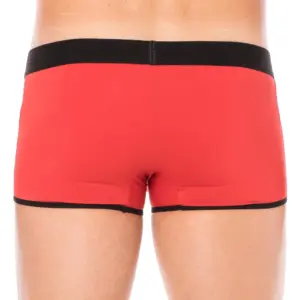Mini pants rouge échancré, vue arrière, ceinture élastique noire, finition moderne et sexy, tissu stretch ajusté.