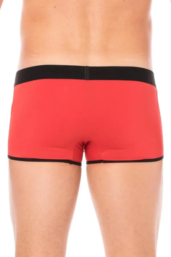 Mini pants rouge échancré, vue arrière, ceinture élastique noire, finition moderne et sexy, tissu stretch ajusté.