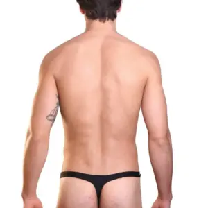 String noir opaque avec œillets latéraux, vue de dos, tissu polyamide élastique, design sexy et audacieux.